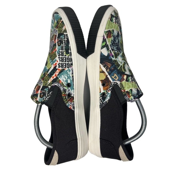 EUC TOMS X Marvel Baja Slip On Limited Edition Avengers Shoes Men\'s Size 10.5